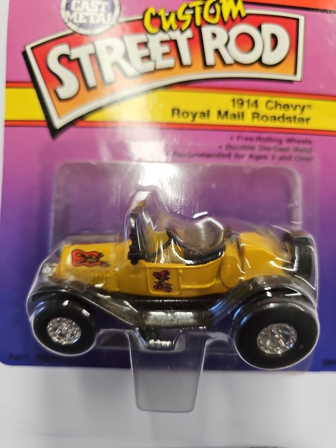 Ertl Hot Roddin’ 1914 Chevy Royal Mail Roadster, Yellow, 3 inches, 20f