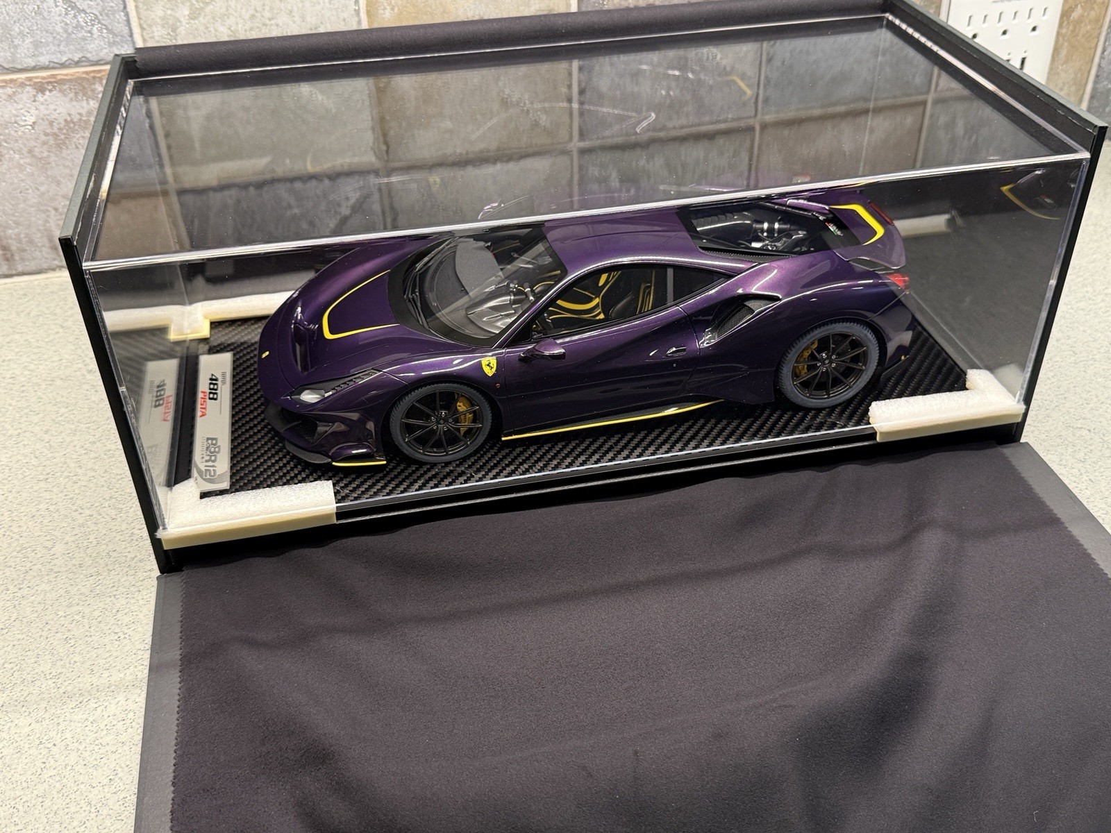1/12 BBR1213DU. Ferrari 488 Pista. Hong Kong Violet. Limited 20 Pieces. 20/20