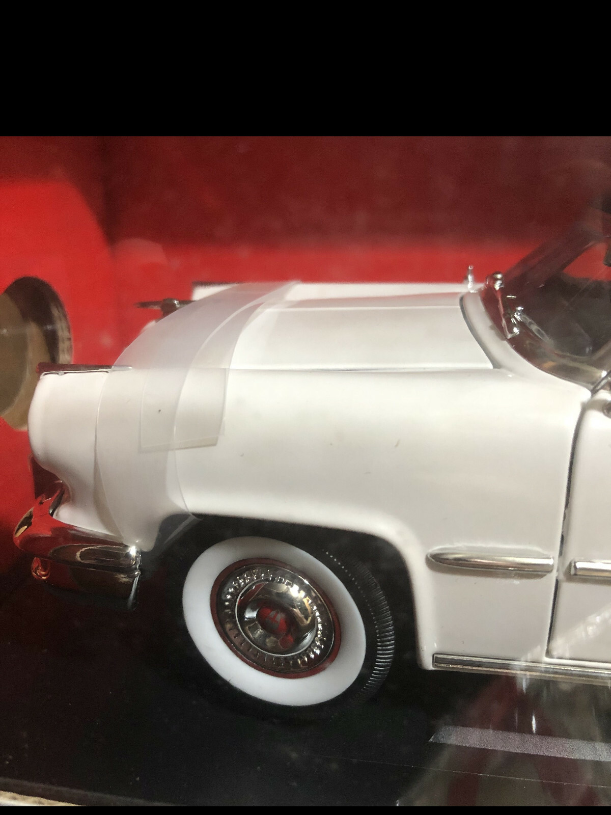 1952 Lincoln Capri WHITE 1:18 Road Legends YatMing 92808