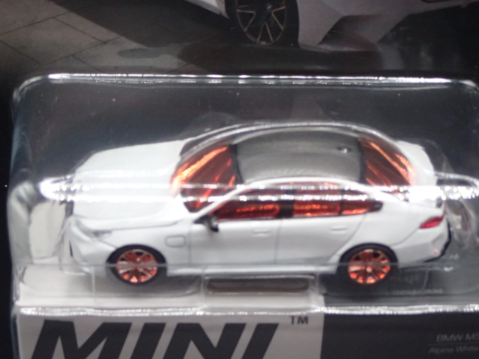 BMW M5 WHITE, ORANGE CHROME CHASE TSM MODEL MINI GT 1092 1/64 SCALE 2026