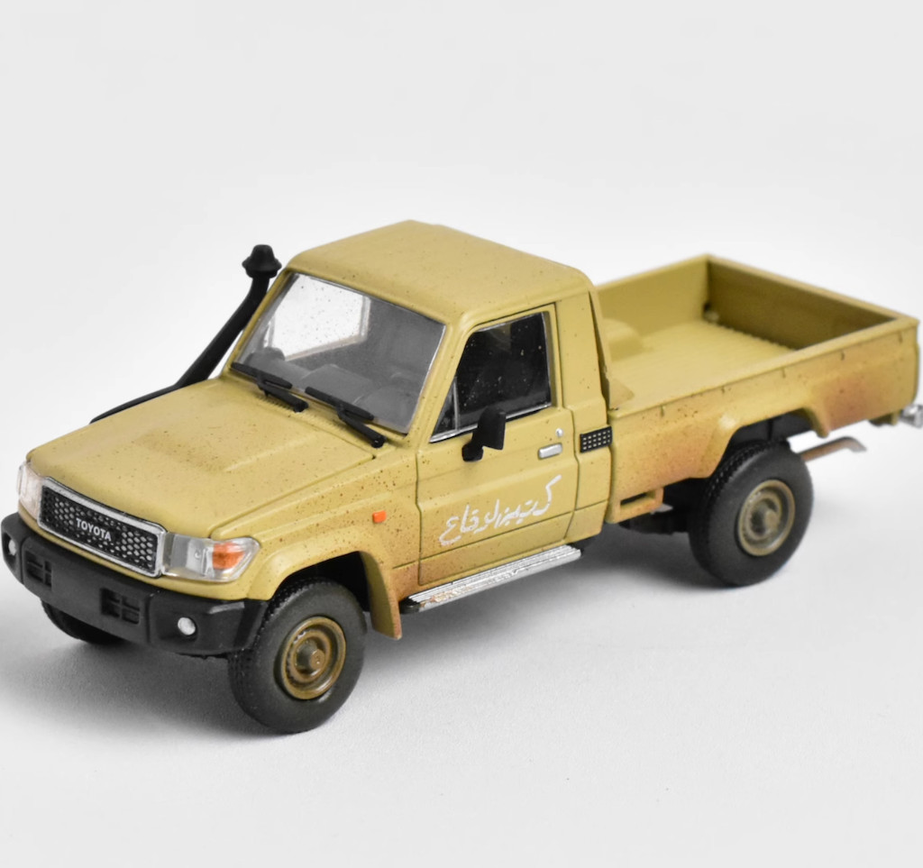 HF 1:64 Brown Military LC79 J70 Single Cab Pickup Model Diecast Metal Car
