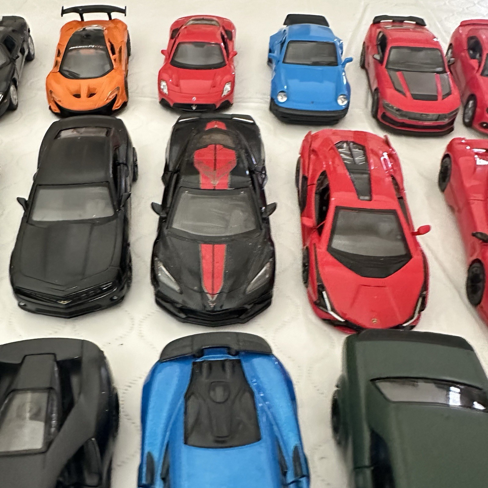 UNI Fortune Kintoy Hot Wheels KINSMART RMZ MSZ City QDiecast Cars 1/36 Lot Of 22