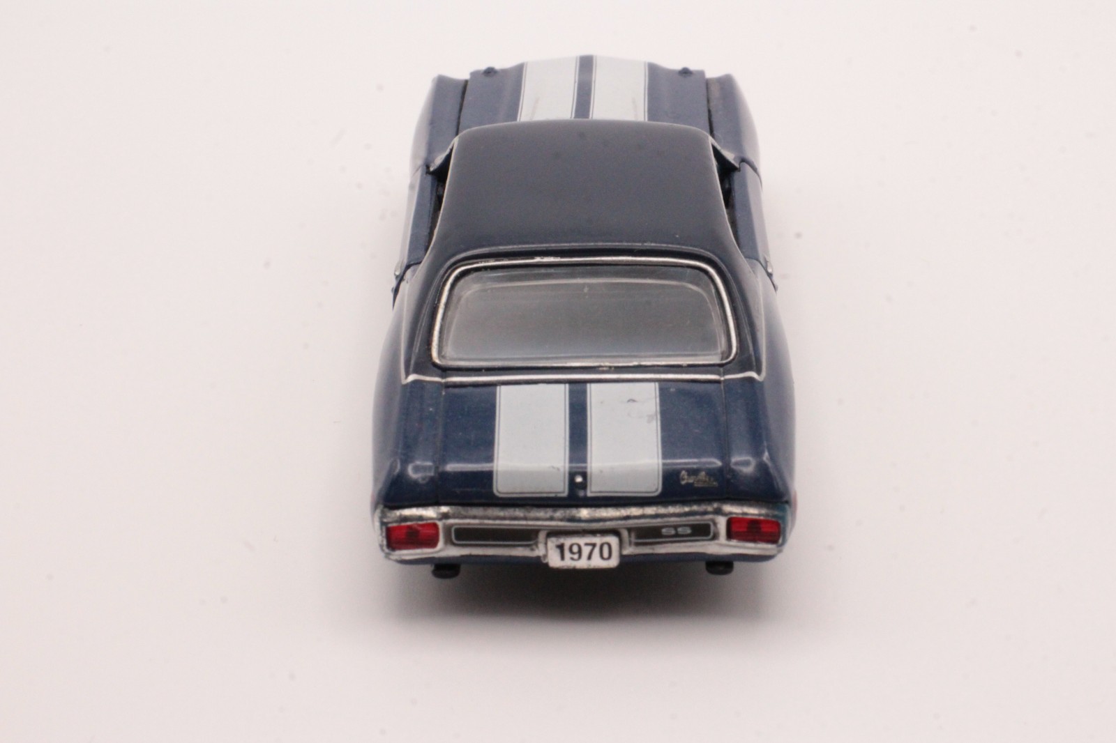 M2 Machines Detroit Muscle 1970 Chevrolet Chevelle SS 454 Blue White 1:64 Loose