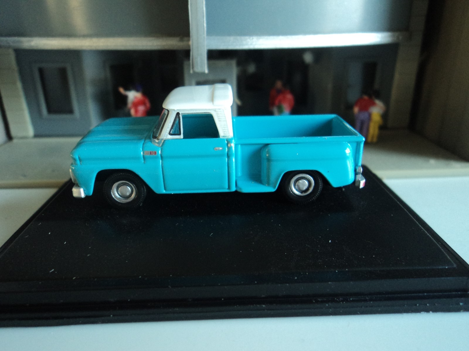 Oxford 1965 CHEVROLET STEPSIDE PICKUP Light Blue 1/87 HO diecast car GM