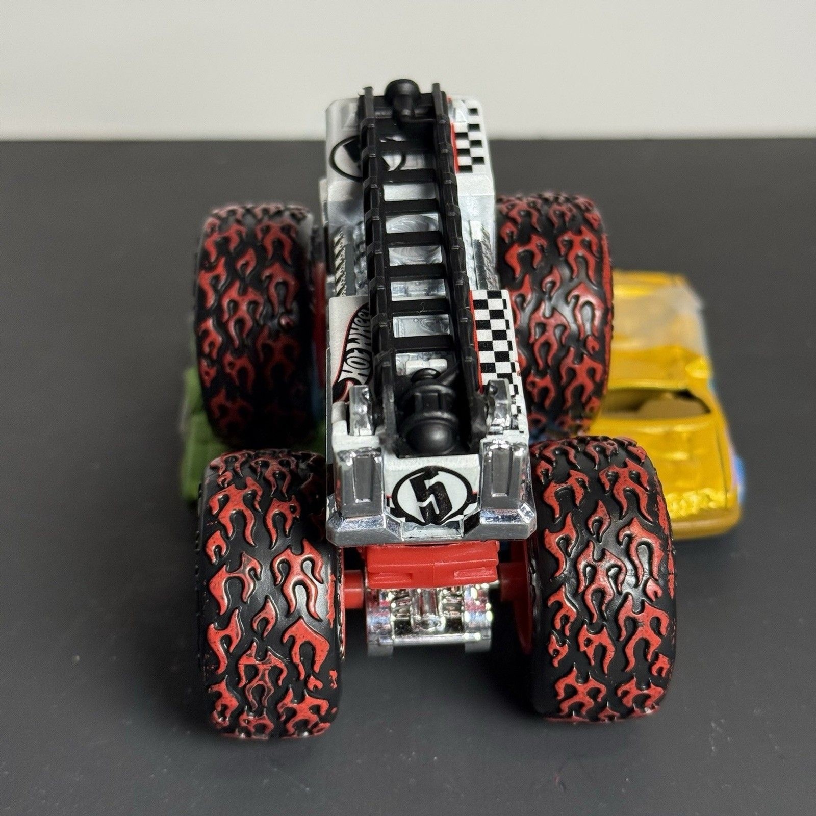 2022 HOT WHEELS MONSTER TRUCKS 5 ALARM FIRE TRUCK, TWISTED TREADS #3/7, HW #45
