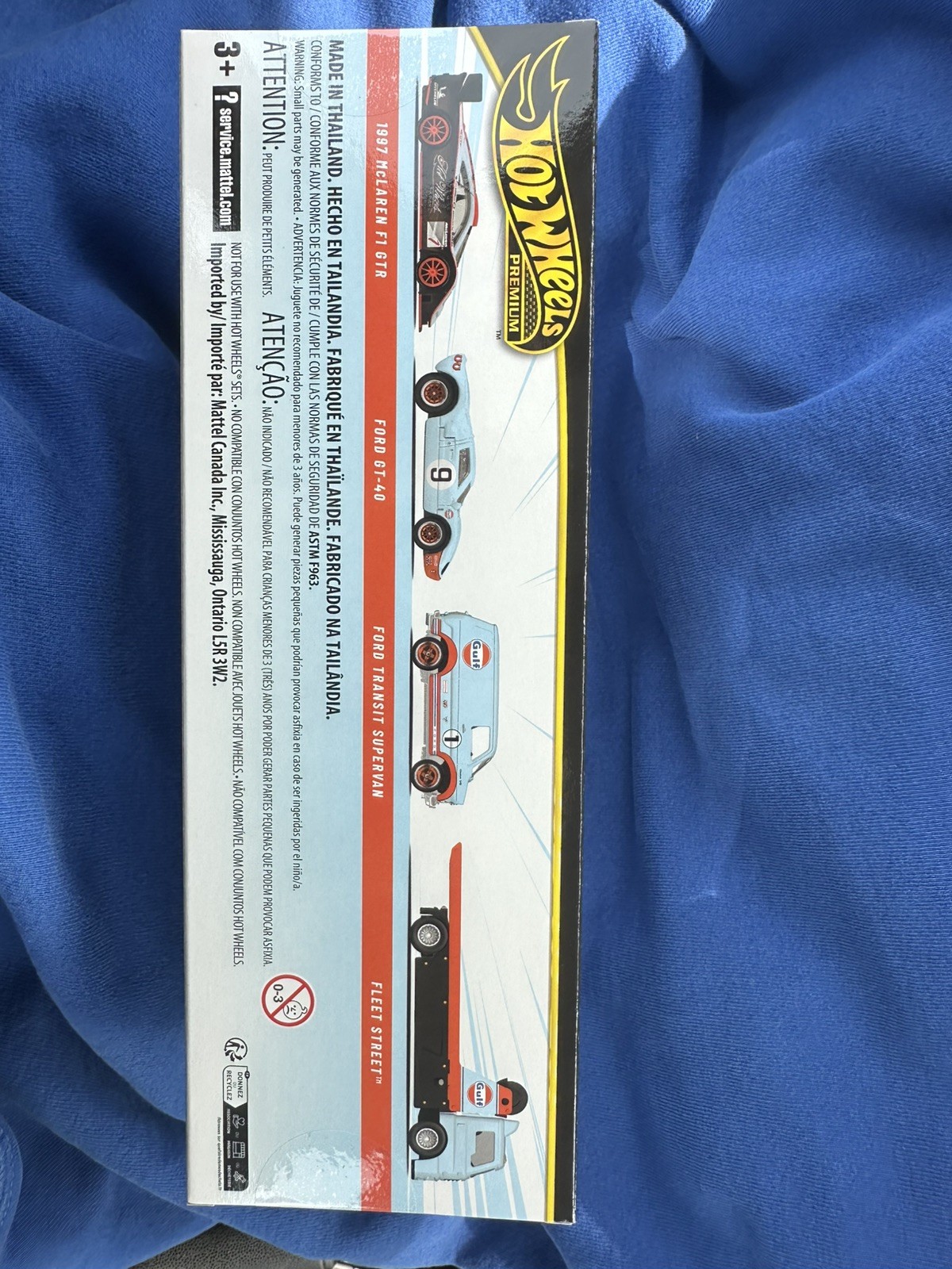 Hot Wheels Premium Diorama Gulf Set McLAREN F1, Supervan, Ford GT-40 SET OF 2