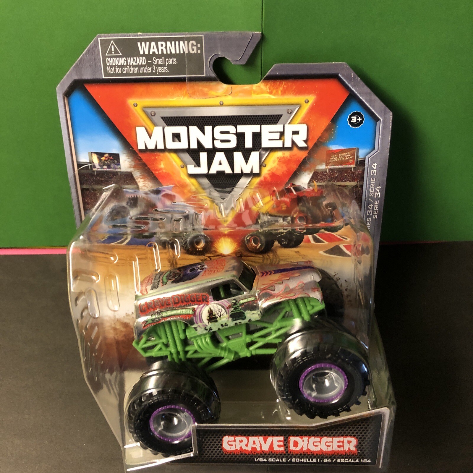 SPIN MASTER 2024 MONSTER JAM 25TH ANN. GRAVE DIGGER LEGACY TRUCKS SERIES 34 NEW!