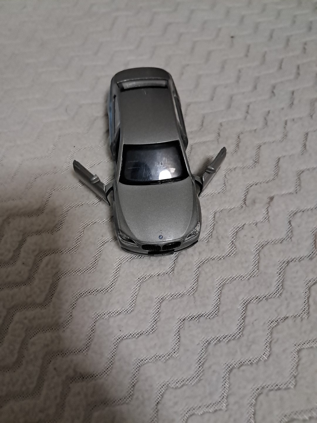 BMW 1/46 760LI CAR MODEL Toy Collectable
