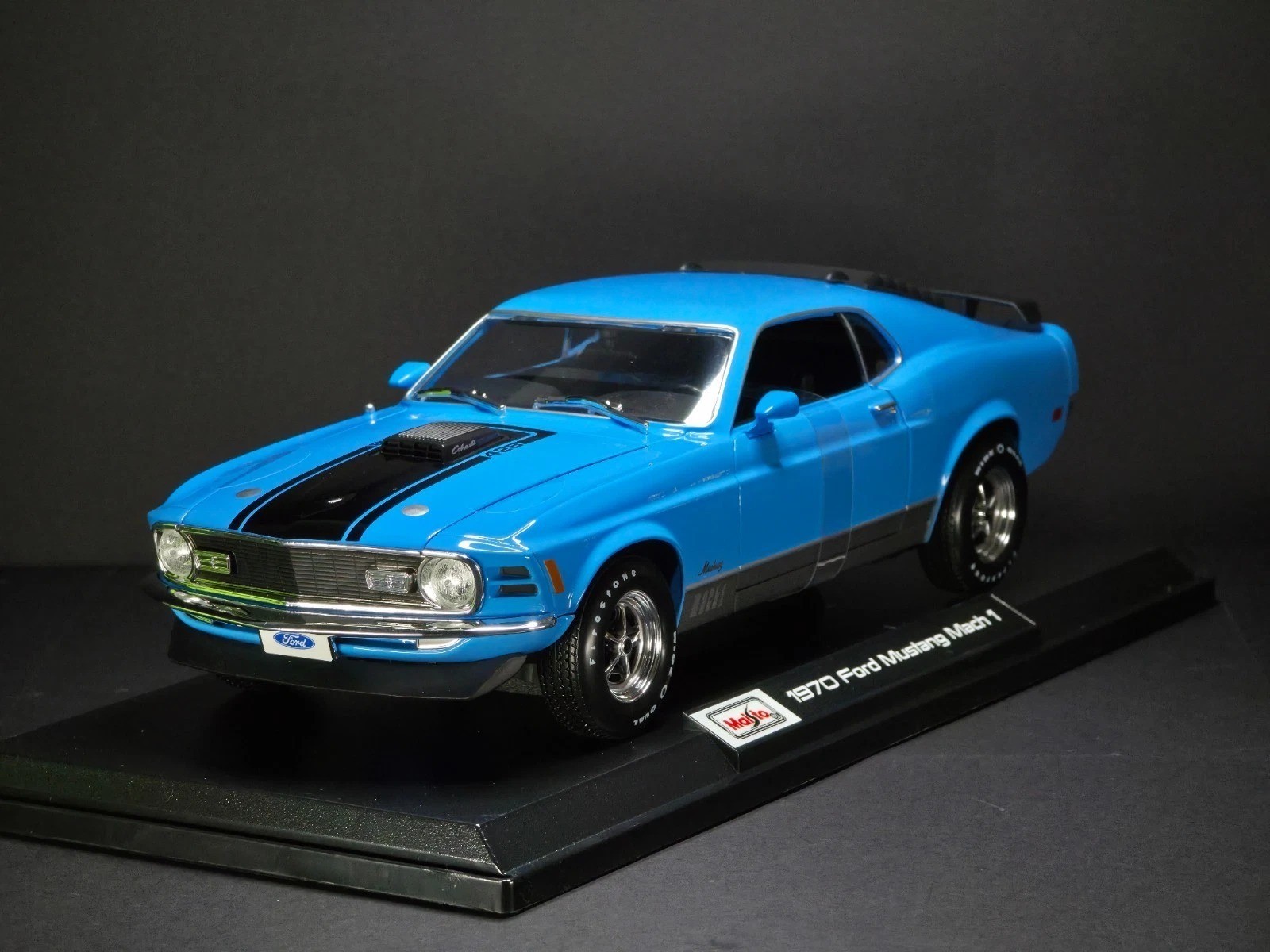 1970 Ford Mustang Mach 1 Blue 1:18 Maisto Exclusive Style Special Edition