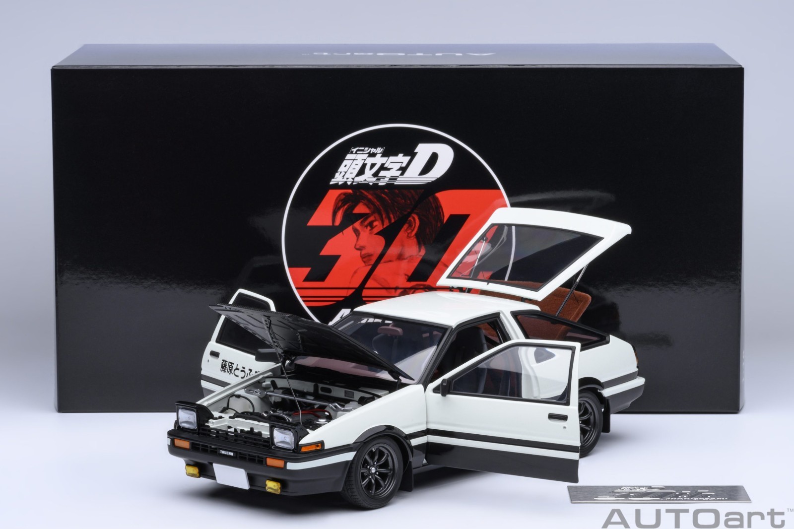 TOYOTA SPRINTER TRUENO (AE86) RHD PROJECT D FINAL 30 YEARS 1/18 BY AUTOART 78787