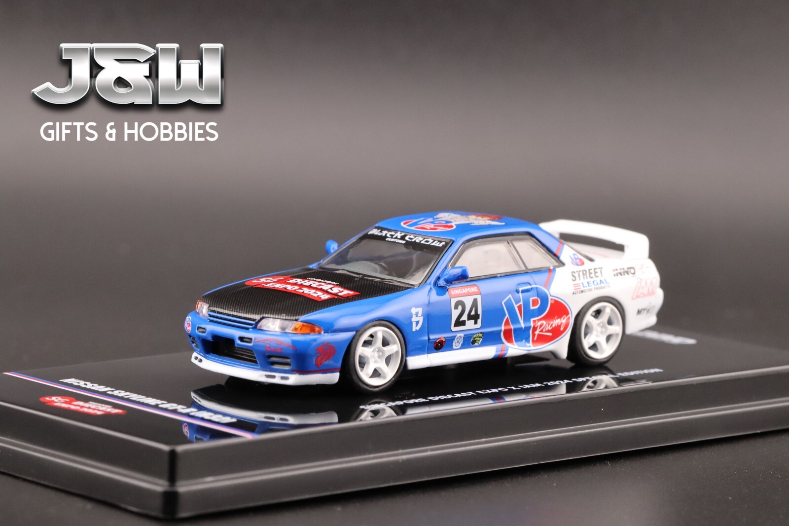 Inno64 Nissan GT-R R32 Singapore Diecast Expo X IAM 2024 Special Edition 1/64