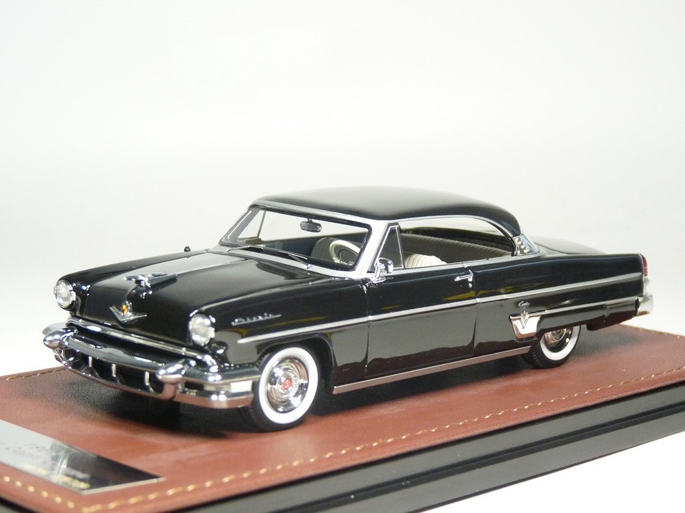 GLM 102001 1/43 1955 Lincoln Capri Hardtop Coupe Resin Model Car