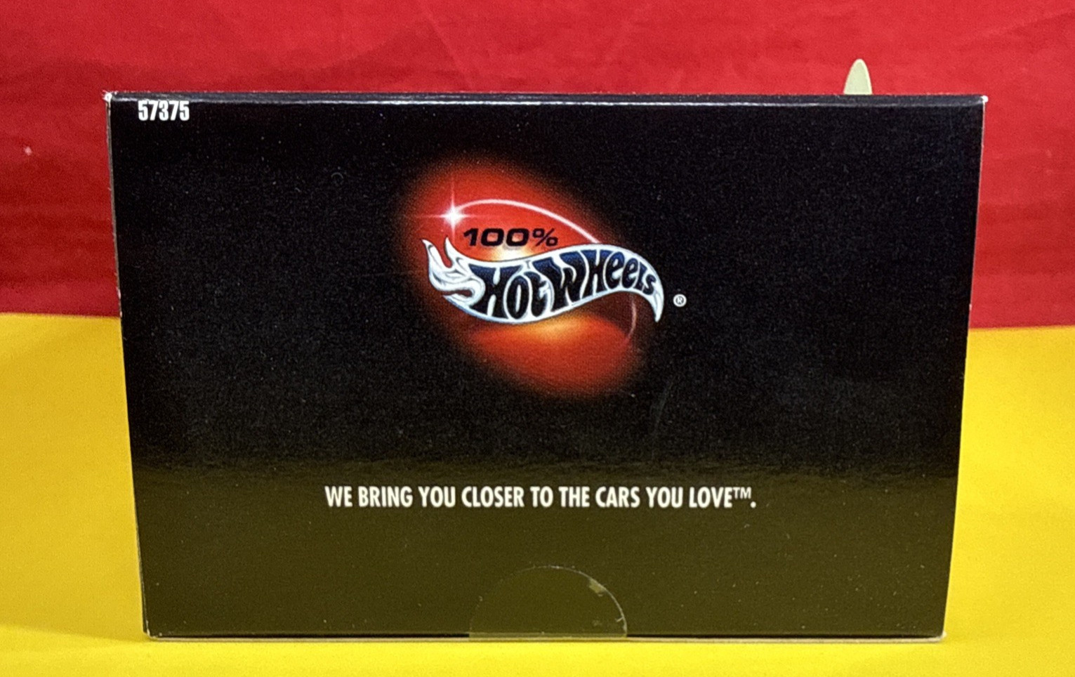 Hot Wheels 100% Volkswagen V Dubyas VW Bug Microbus 2 Car Set 2002 Vintage 1/64
