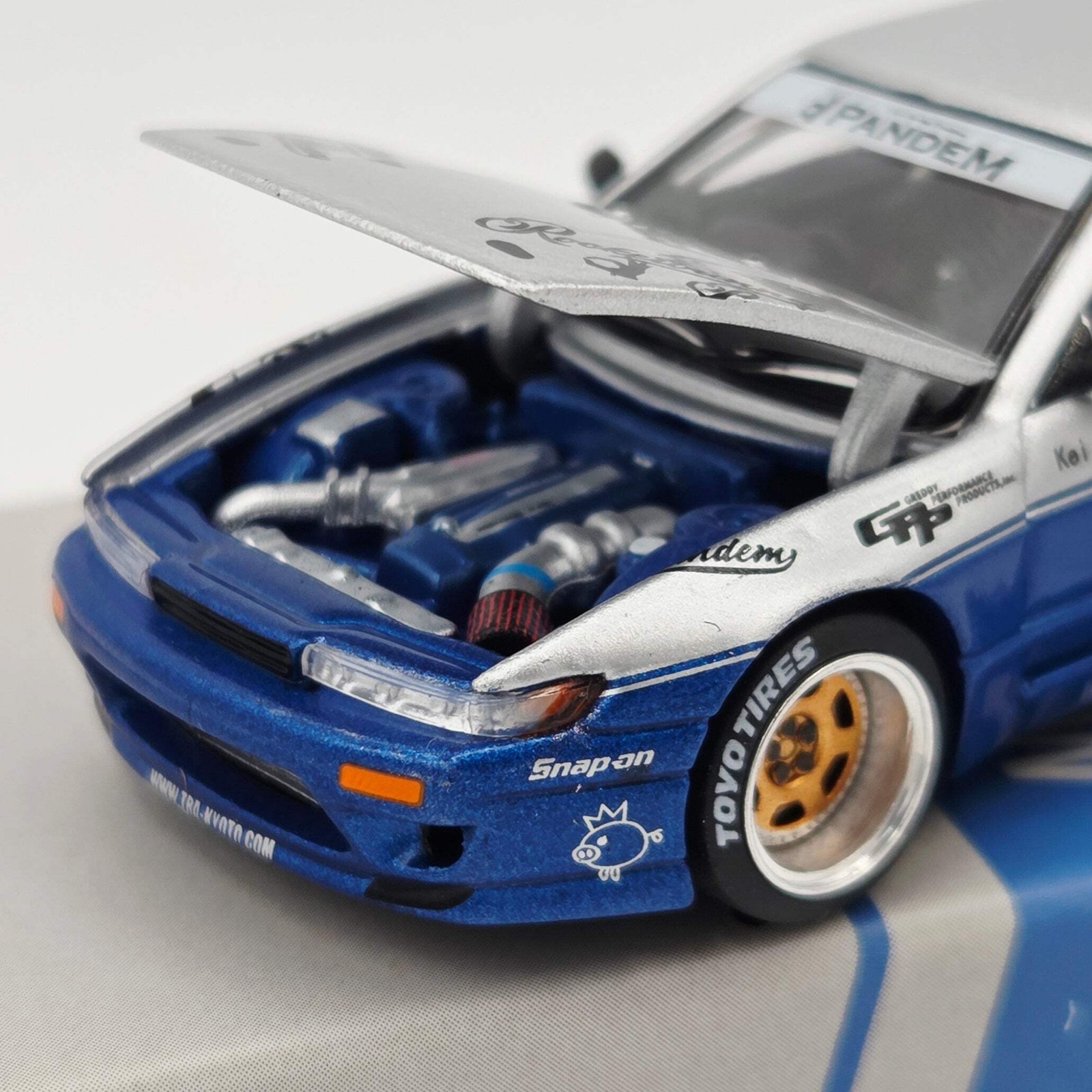 Pop Race Pandem Nissan Silvia S13 – 1:64, Moontech Blue (2026)