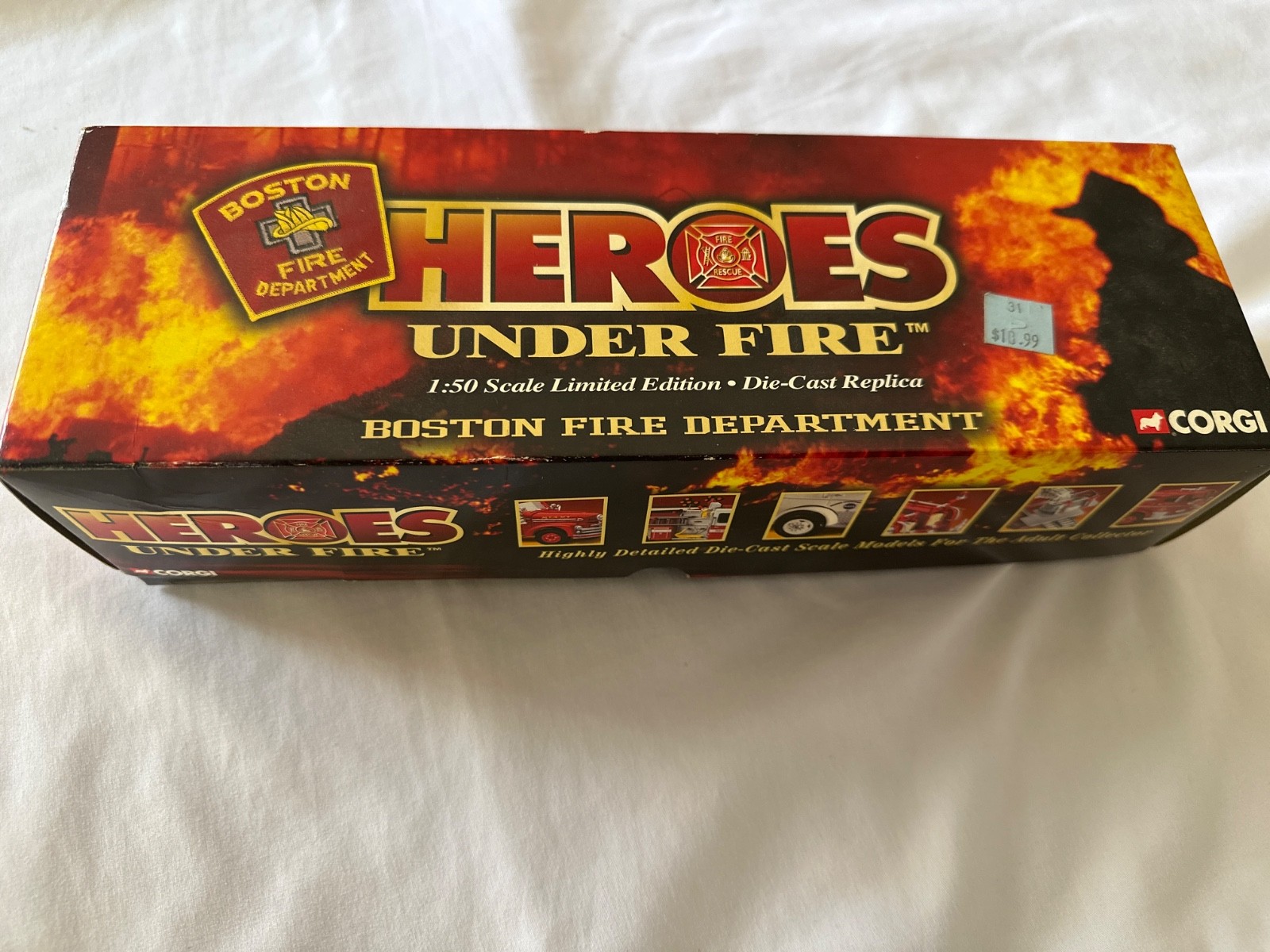 CORGI Heroes Under Fire American LaFrance 700 Open Boston Fire Dept. Engine 34