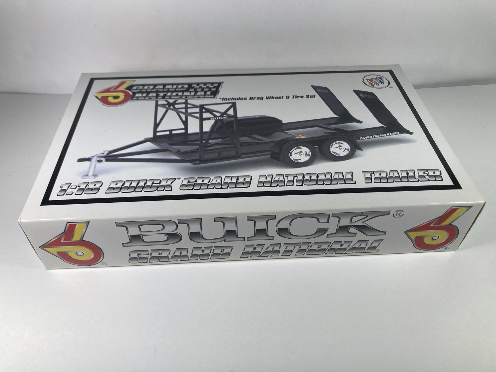GMP 1/18 BUICK GRAND NATIONAL OPEN TRAILER w/DRAG WHEEL AND TIRE SET 2604 NIB