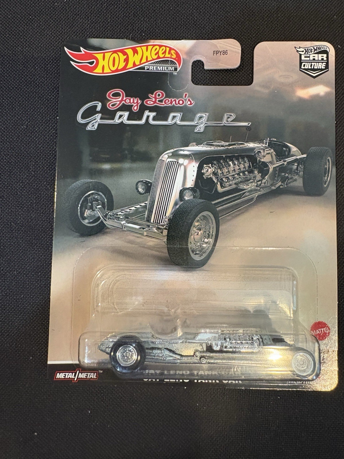 Hot Wheels Premiums Tank Car – Silver (HCJ85)