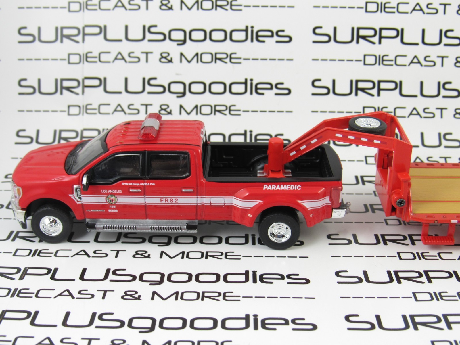 Greenlight 1:64 LAFD Fire Red 2018 FORD F-350 F350 Dually w/Gooseneck Trailer