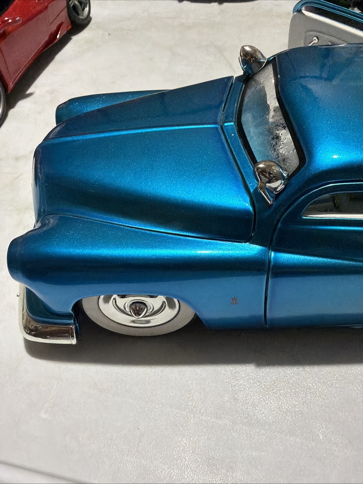 RARE Jada Toys Kustom Kings – 1951 Mercury Hard Top w/ Guitar 1/18 Scale Blue