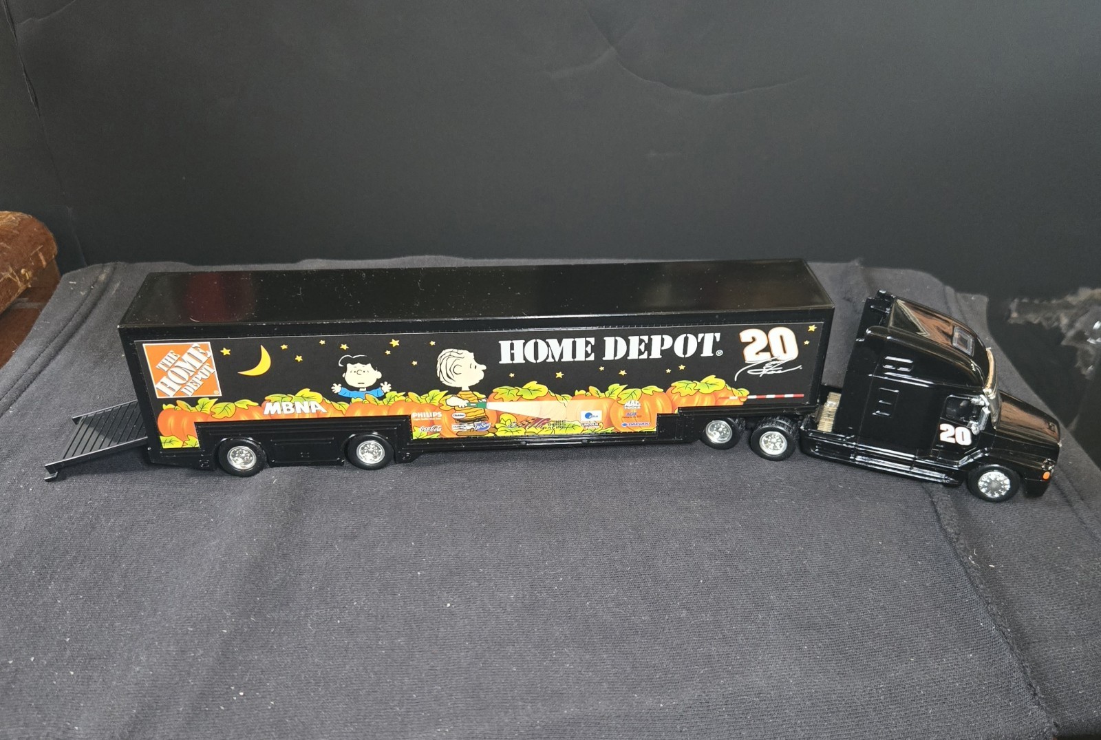 Action 2002 Home Depot Peanuts Snoopy Black Diecast Truck 1:64
