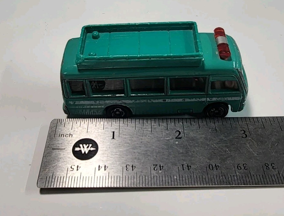Tomica Tomy #92 Green Toyota Coaster 1/89 Diecast/Plastic Emergency Rescue