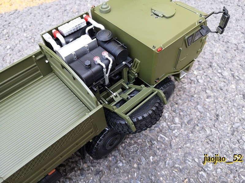 1/24 SHACMAN CTZ191 SX2306 8×8 Off-road Military Personnel Carrier Truck Model