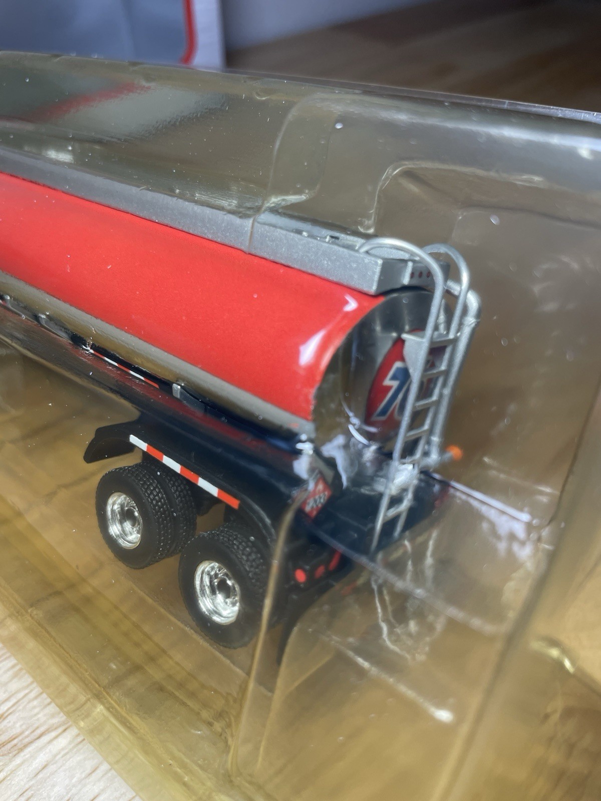 First Gear 1:64 Scale – 76 Fuel Tank Trailer Missing Truck – ( 60-0279 ) In Box