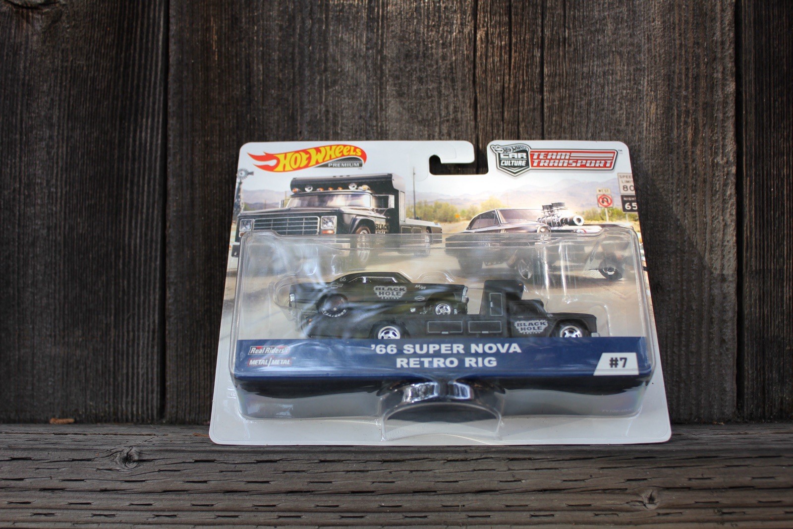 Hot Wheels Team Transport ‘66 Nova & Retro Rig