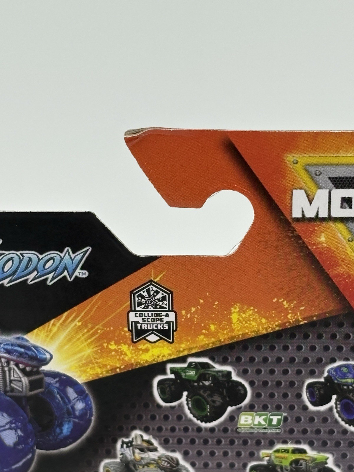 New Design Monster Jam Megalodon with clear blue tires 1:64 Scale