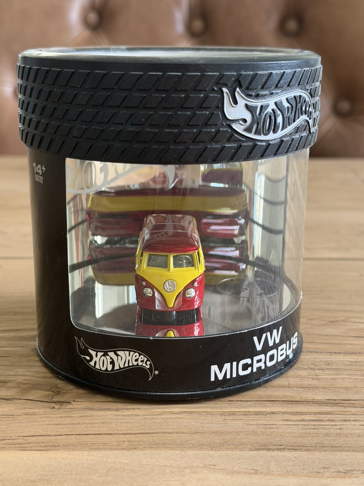 Hot Wheels Hobby Only Showcase (Oil Can) SHELL VW Micro Bus #5835/7000