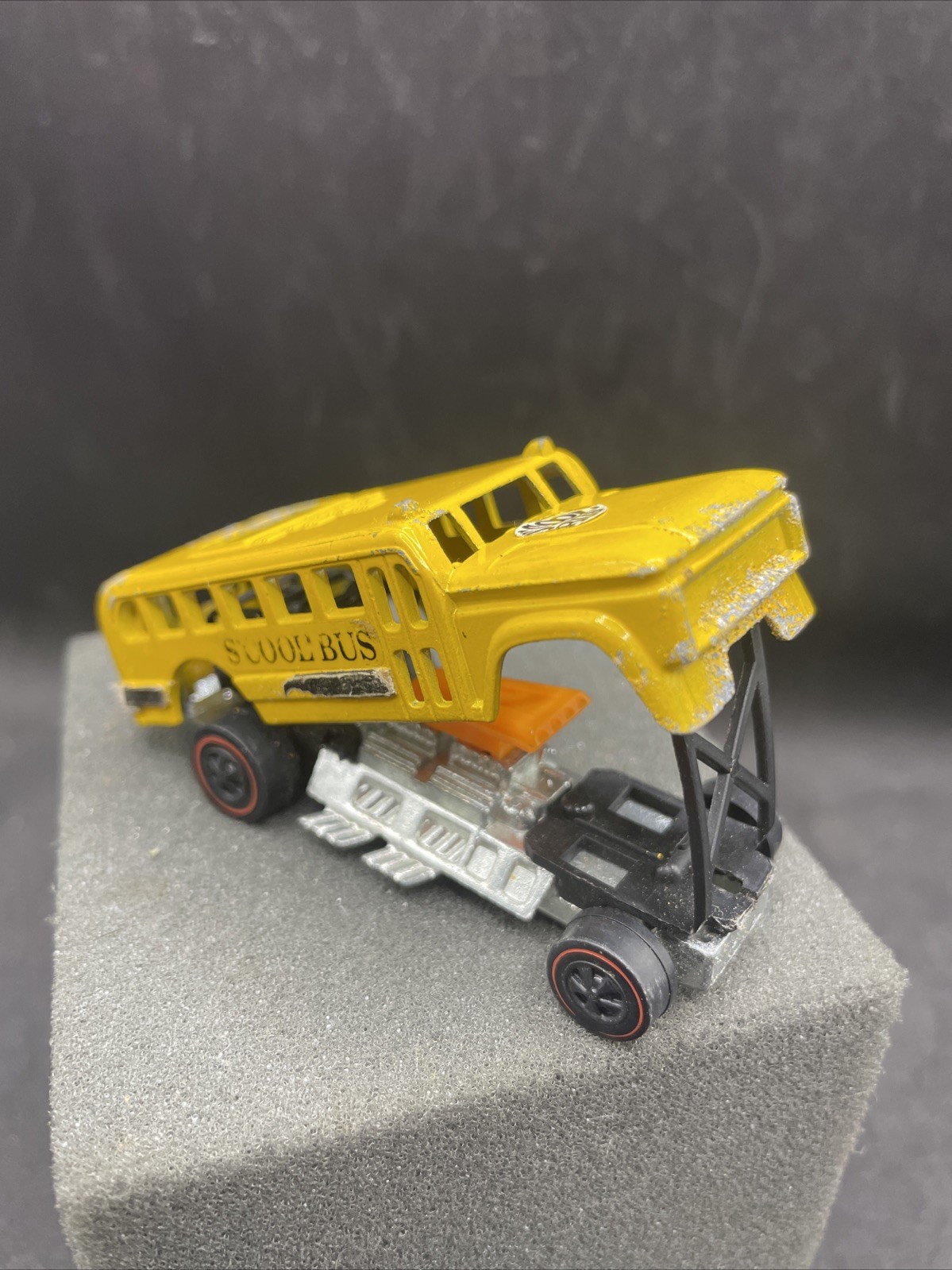 Vintage 1970 HOT WHEELS S’Cool Bus The Heavyweights Yellow Redline Decals 21