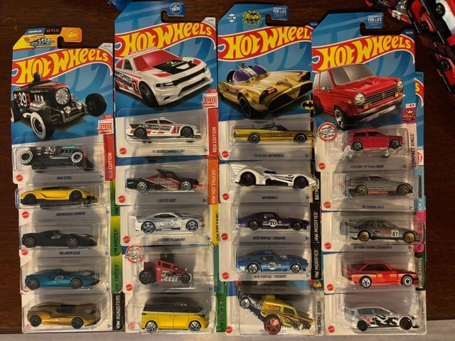 ✅New HOT WHEELS! 20 Car Lot Mixed Mainlines! Target Red Editions, Exotics, More!