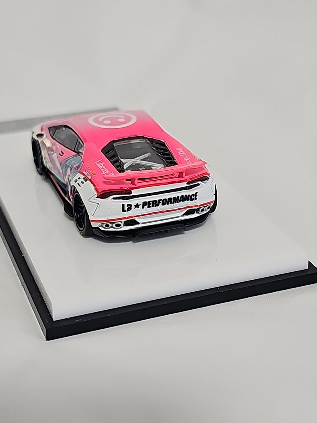 King Model Lamborghini Huracan LP610 LB 1.0 Hatsune Blue 1:64
