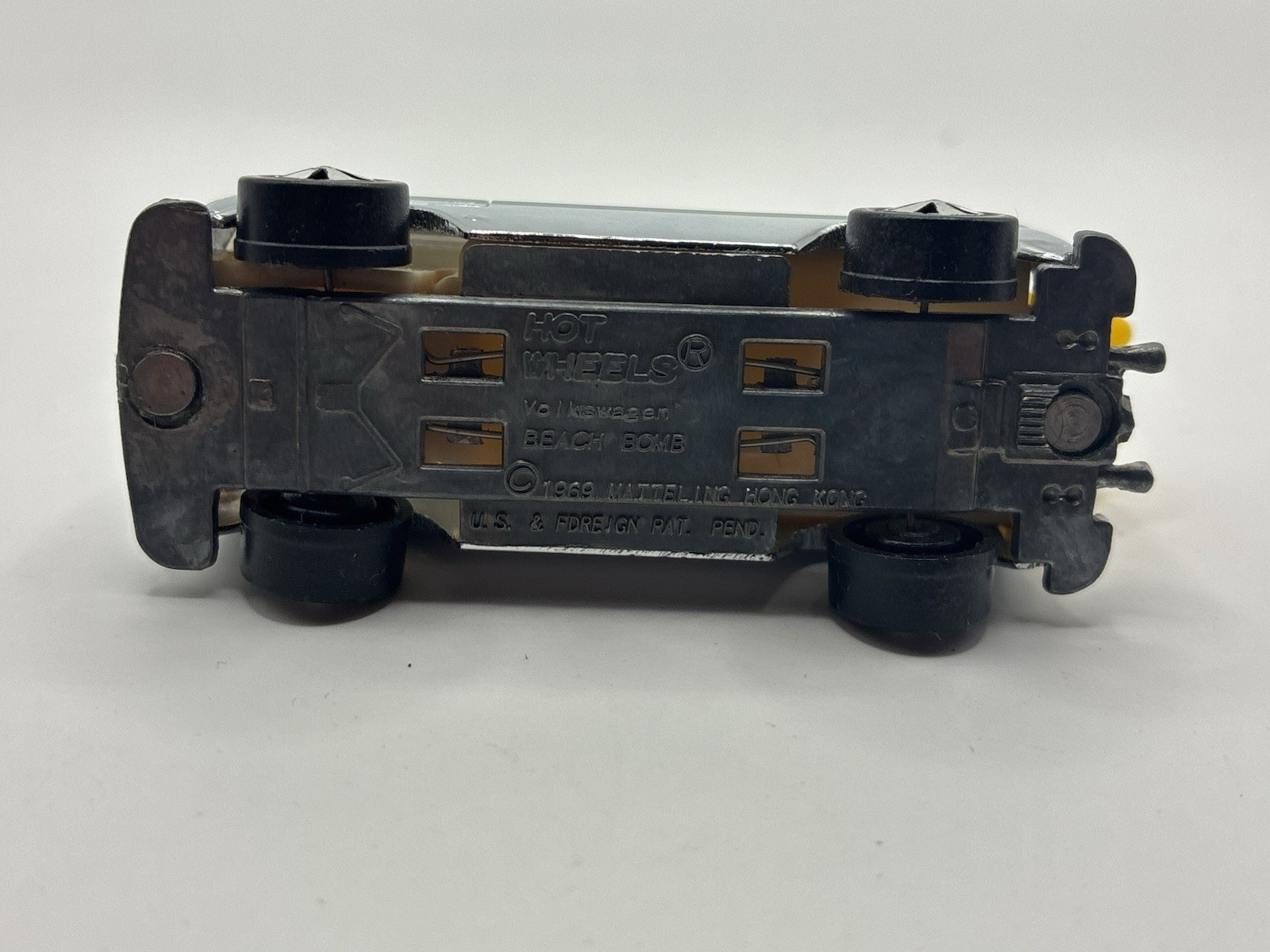 Hot Wheels Redlines Volkswagen Beach Bomb rear loader SAL reproduction chrome