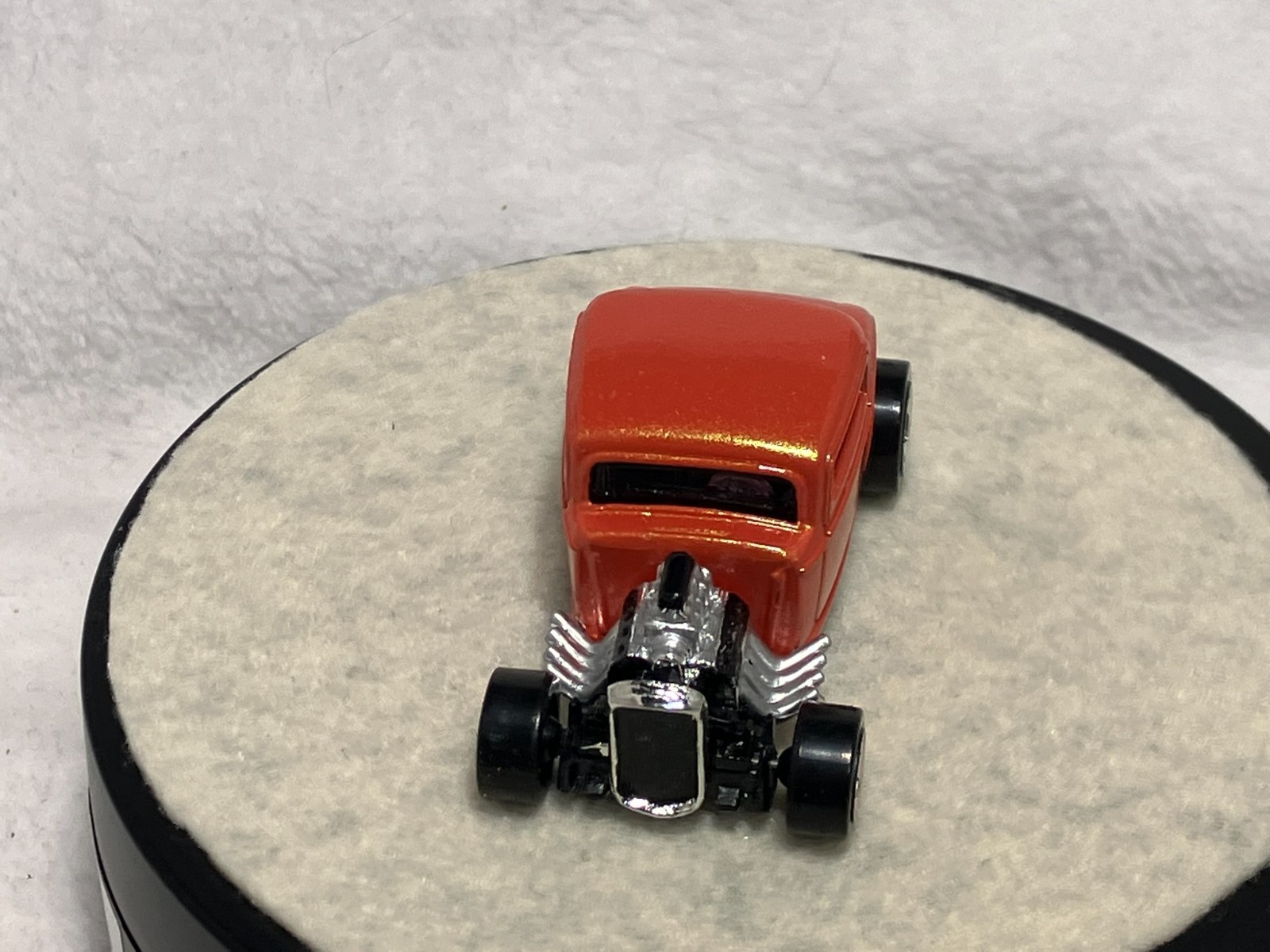 Hot Wheels ’32 Ford Roadster CUSTOM Paint Orange Shimmer See Desc.