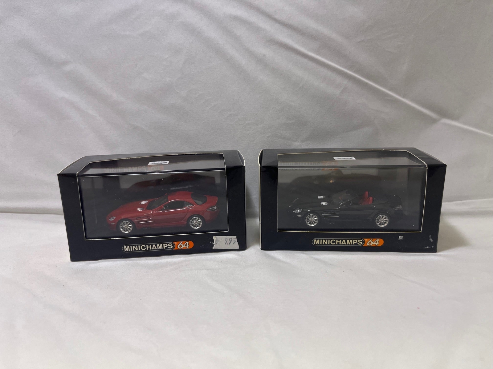 # 01201 – Minichamps Mercedes SLR McClarens – 2 Pcs.
