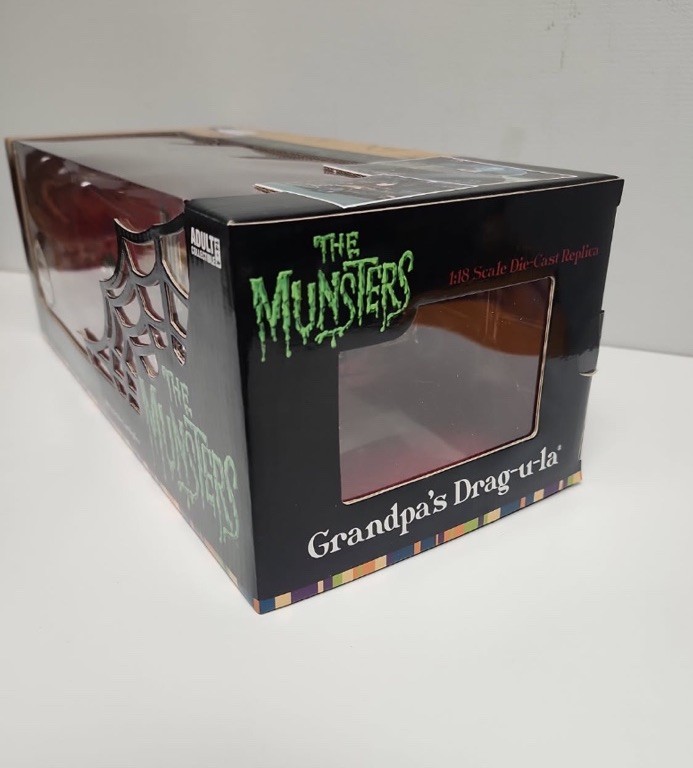 The Munsters Grandpa’s Dragula Hot Rod Diecast Race Car 1/18 Scale New in Box