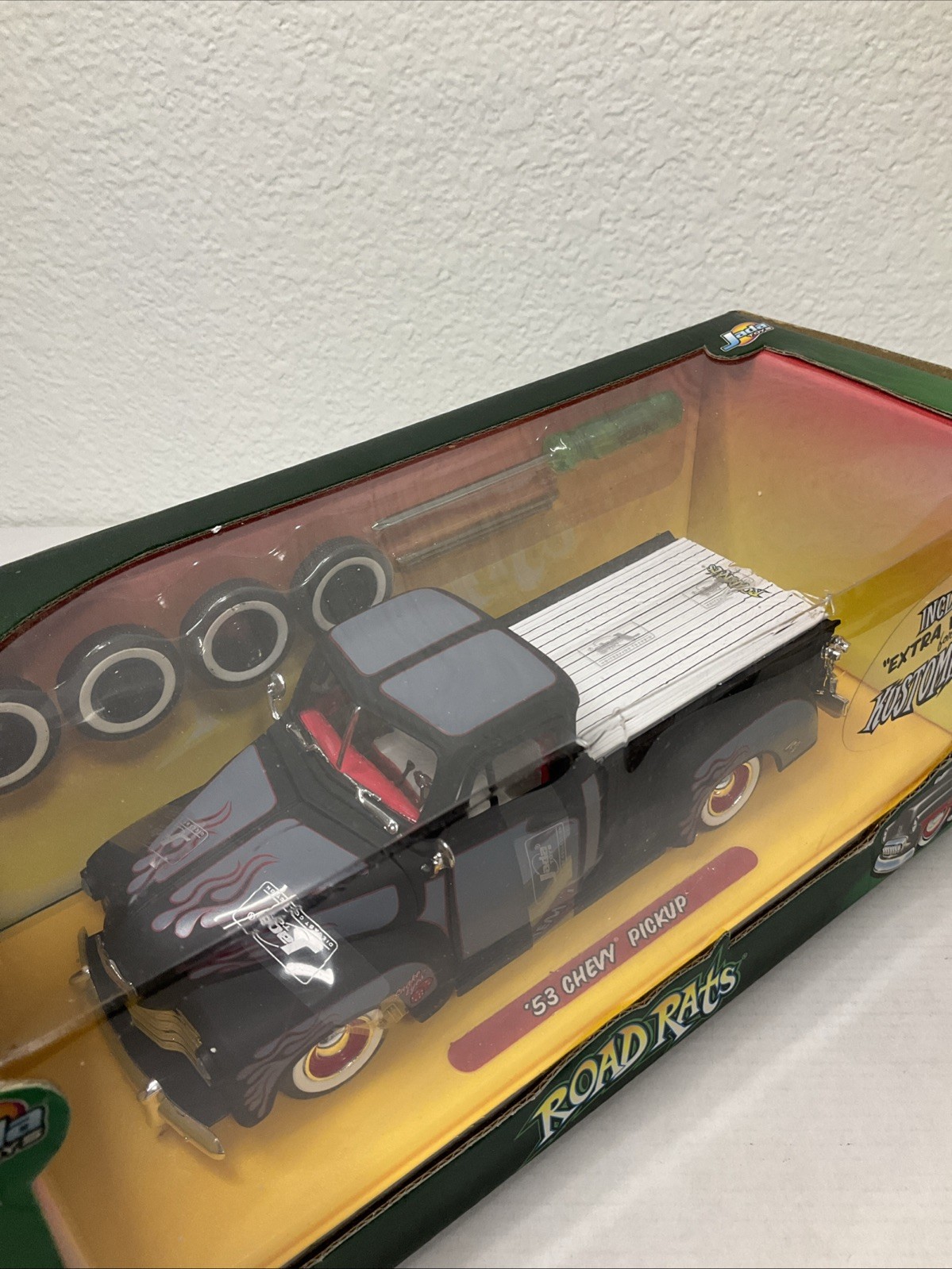 Jada Toys Road Rats 1953 Chevy Pickup Kustomizing Black 1:24 Die Cast