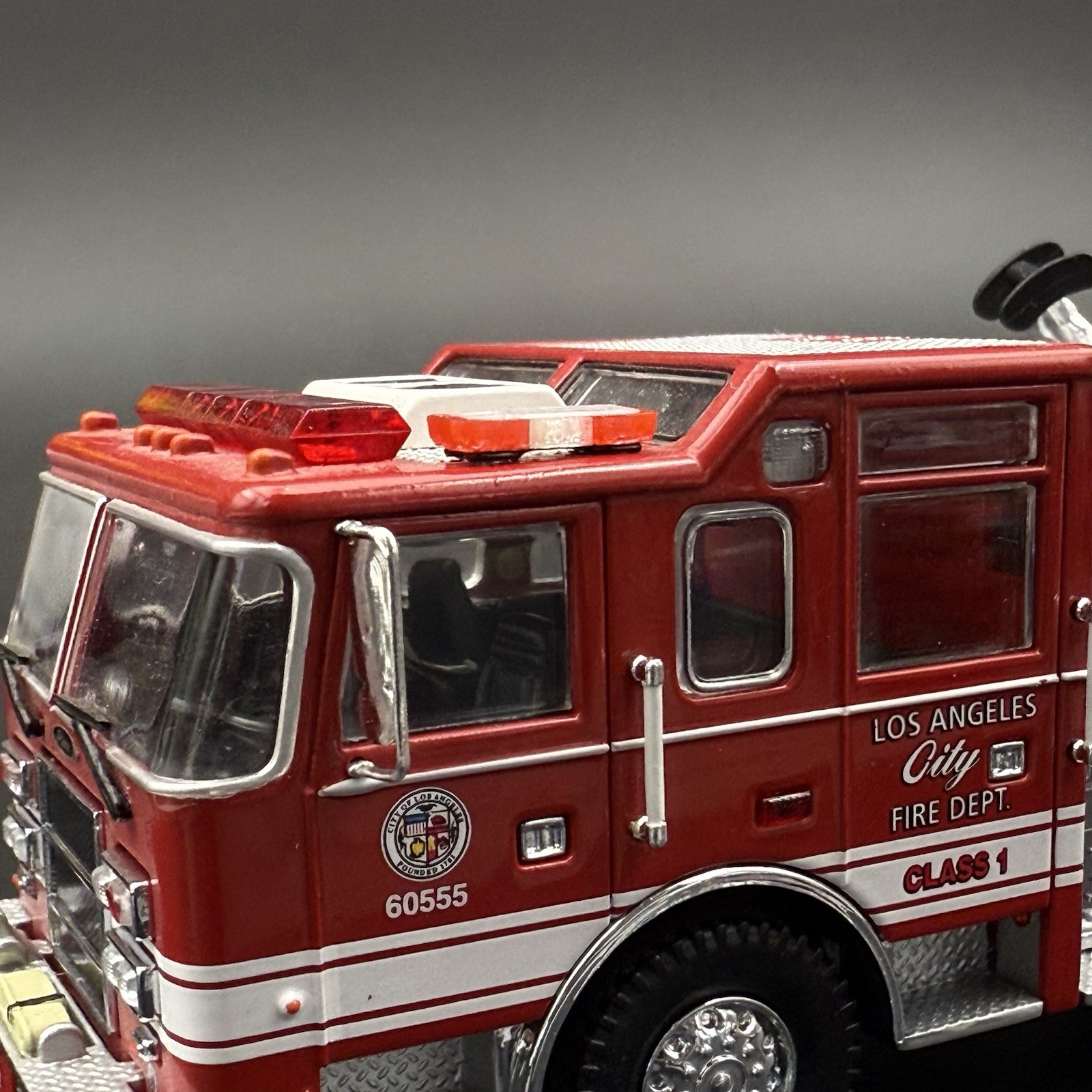 2 Pack 1/50 Mini Whelen Edge Red Clear Lightbar Gray Top Police Fire EMS 5012RCR