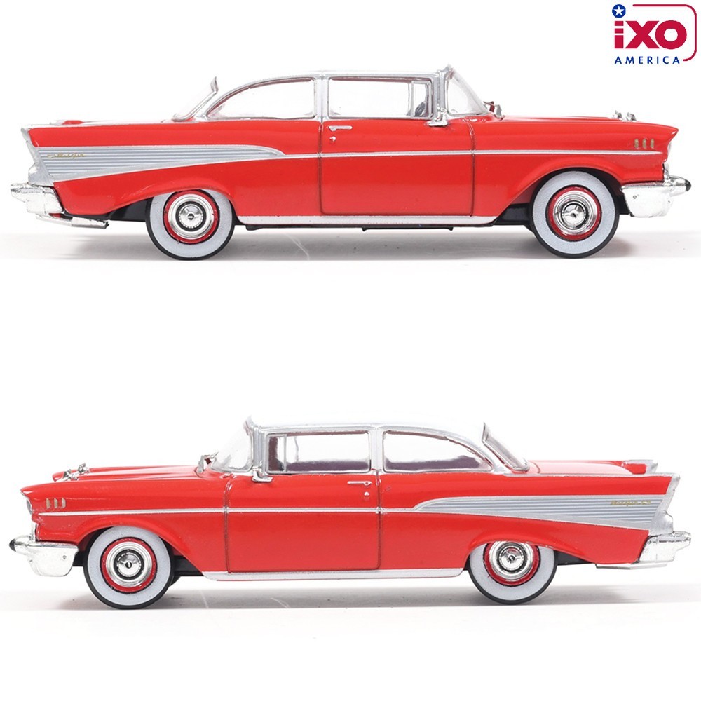 IXO AMERICA 1:64 1957 CHEVROLET BEL AIR SEDAN – MATADOR RED & IVORY – AI64008