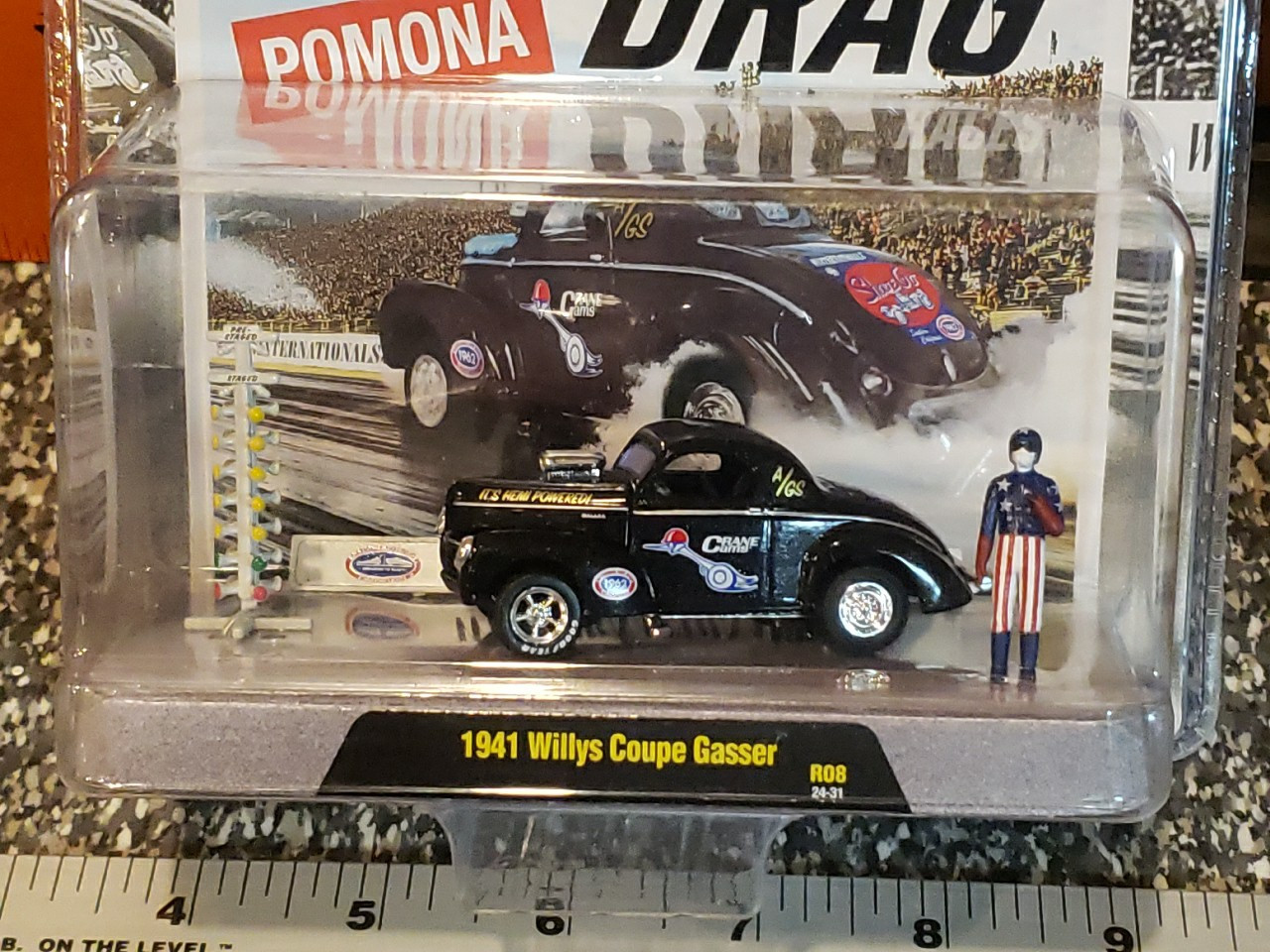 M2 Machines NHRA WinterNationals 1941 Willy’s Gasser Diorama Die Cast