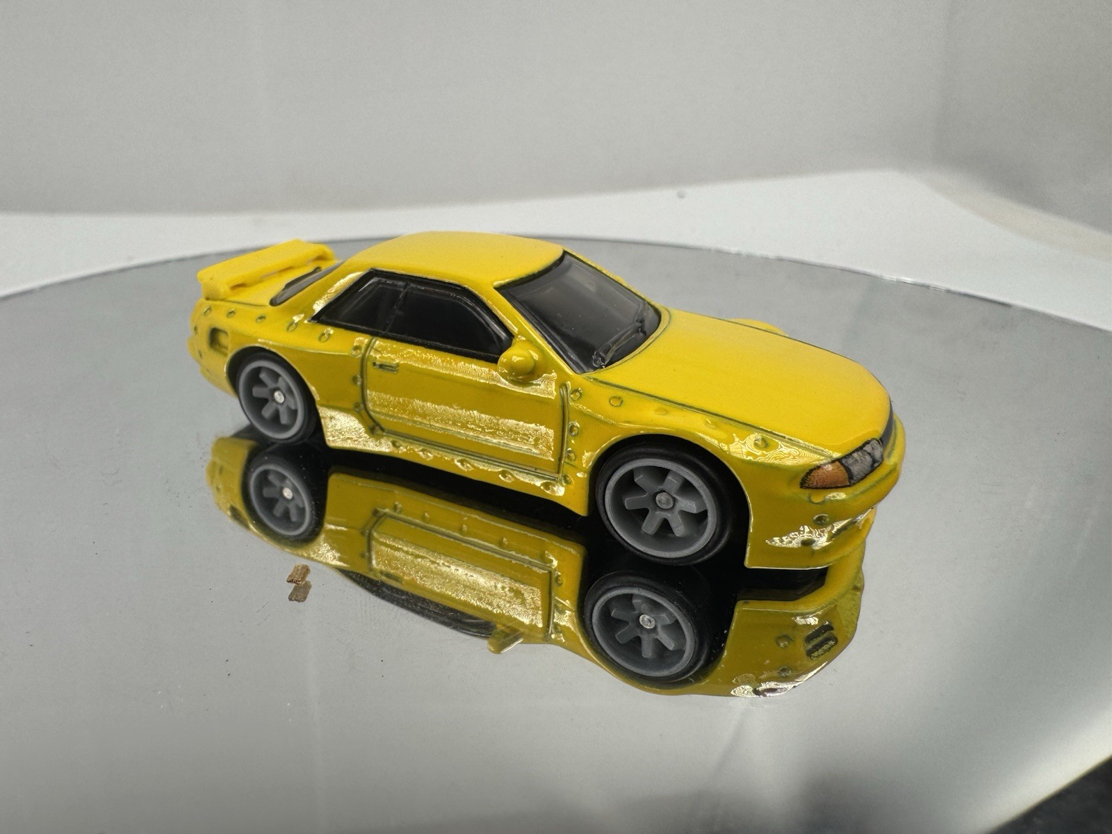Hot Wheels Nissan R32 GT-R Pandem Yellow Ronin Run 2 FPY86-961 M 1/64 Loose