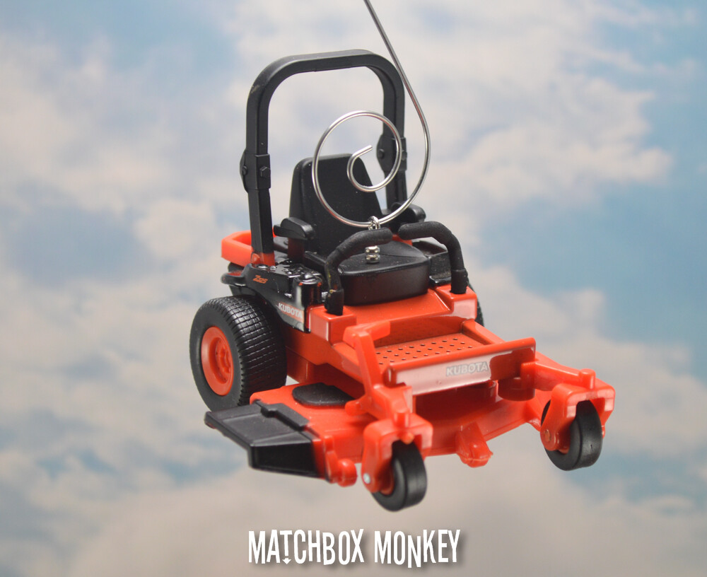 Kubota Z700 Zero Turn Mower Christmas Ornament Garden Landscape Lawn Adorno