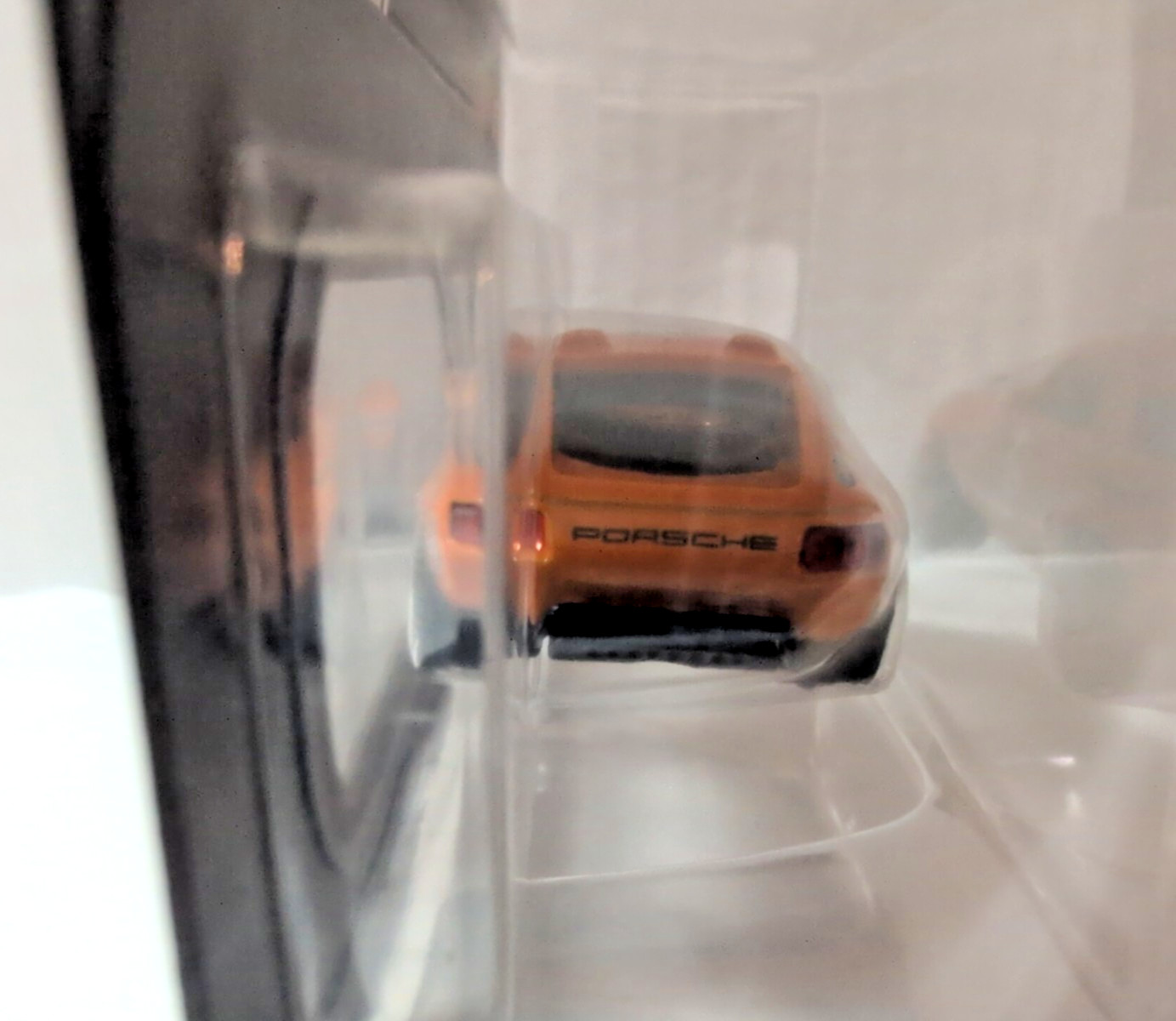 Hot Wheels Elite 64 Porsche 928 Safari Real Riders Mattel Creations Exclusive