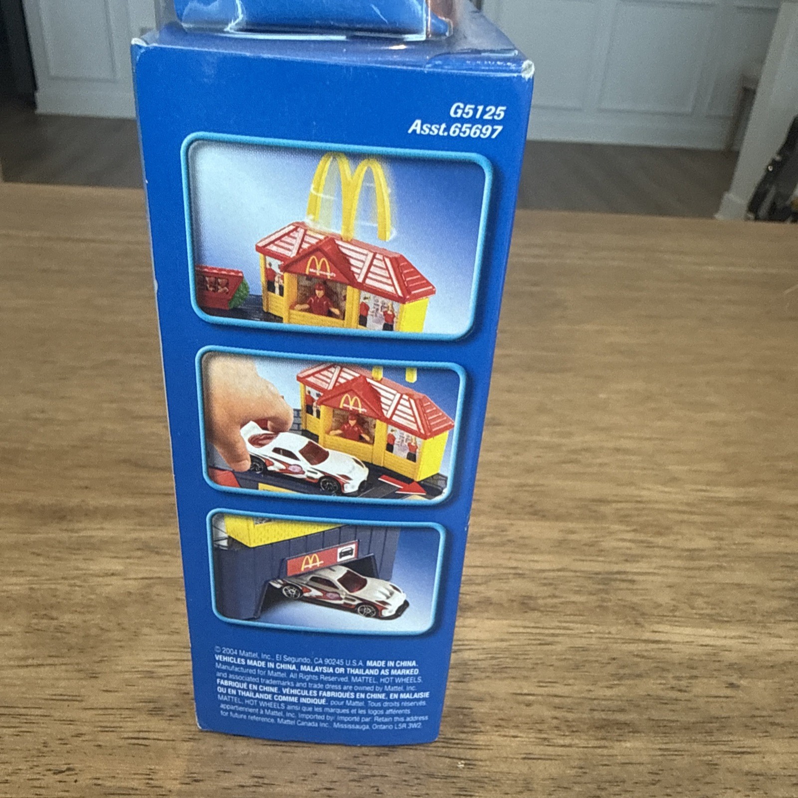McDonald’s 2004 Hot Wheels Heat st. Set 2004 Unopened Box