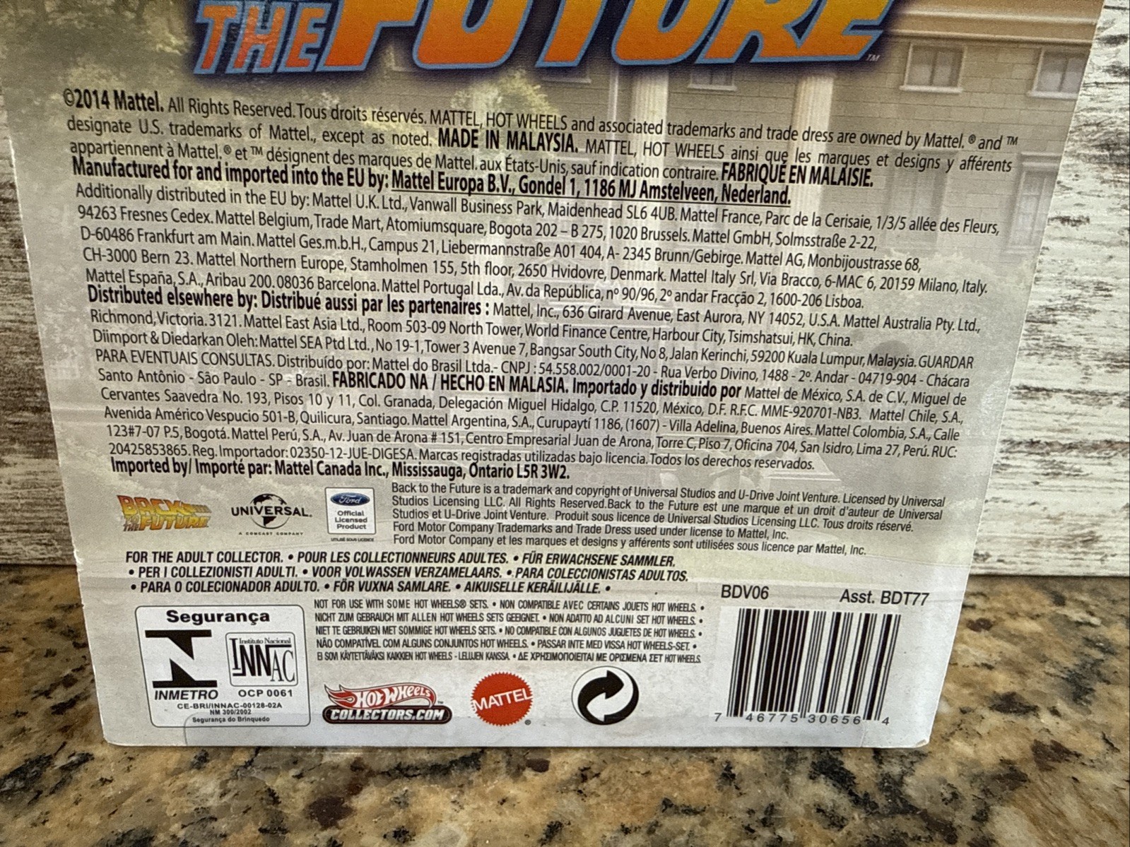 Hot Wheels 2025 Premium Retro Back to The Future Ford Super Deluxe w/Manure BIFF