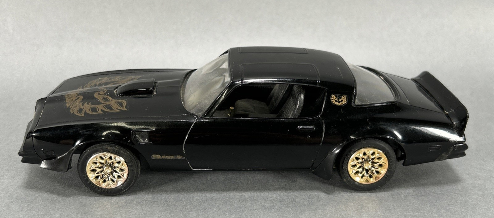 1978 Pontiac Trans Am Black/Gold Dealer Promo 1:25 Car W/ Firebird Hood Graphic