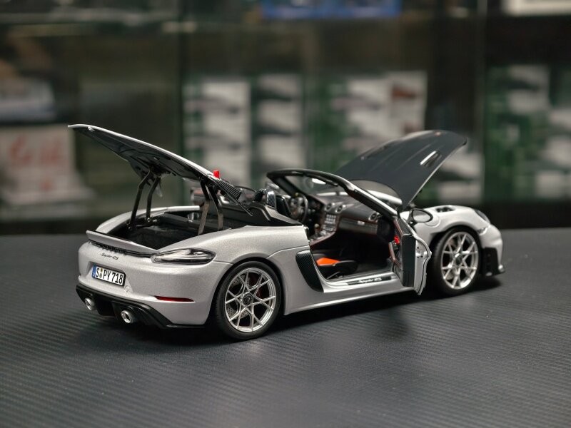 NOREV 1:18 Porsche 718 Spyder RS 2023 Convertible Car Model