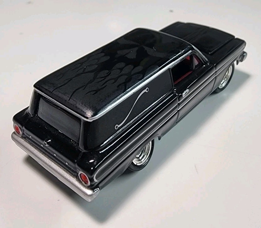 Johnny Lightning Thirteen Customs 1965 Ford Falcon Sedan Delivery 1/64 Diecast