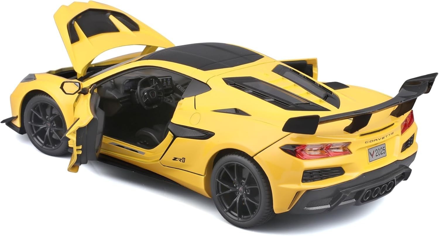 Maisto 1:18 Special Edition 2025 Chevrolet Corvette ZR1 Metallic Yellow 31475